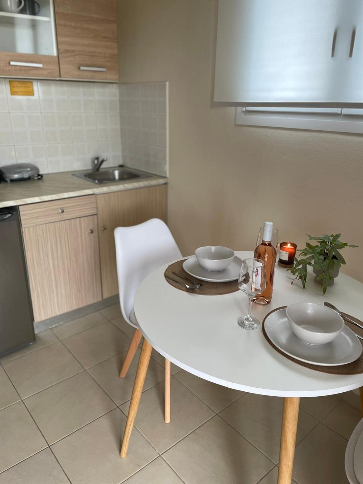 Aspasia Apartments Сідарі Екстер'єр фото